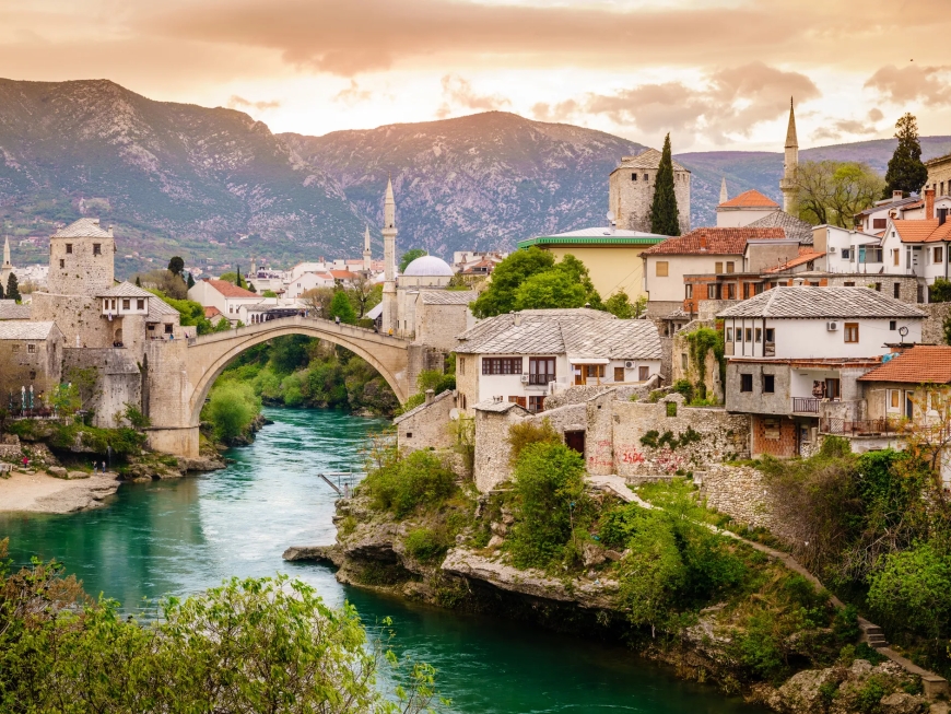 Mostar Pass: Nova turistička kartica donosi značajne uštede i bogato iskustvo posjetiocima Mostara