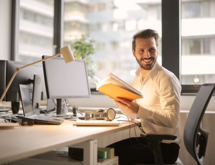 Office menadžer kao „nevidljivi lider“