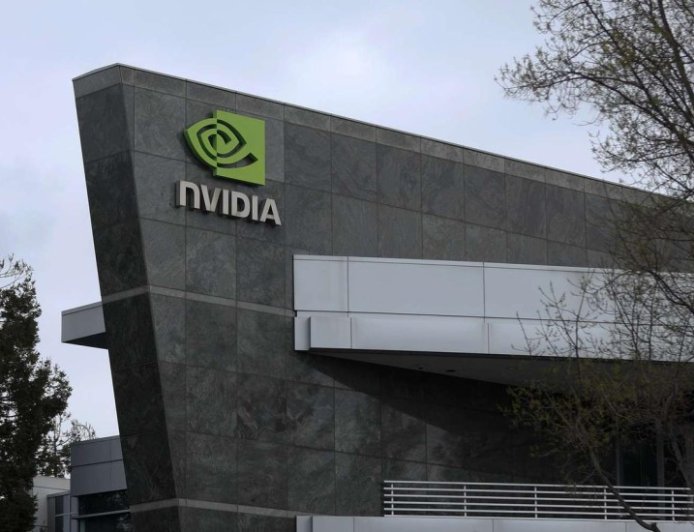Nvidia ulazi u budućnost autonomne mobilnosti: plan testiranja robotaksija do 2027. godine